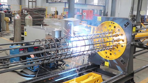 全自動鋼筋籠滾焊機(jī),繞著鋼筋轉(zhuǎn)圈焊接,鋼筋籠一次成型