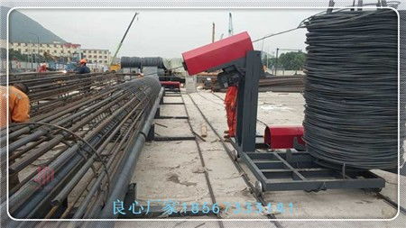 南宮半自動鋼筋籠滾焊機現場操作